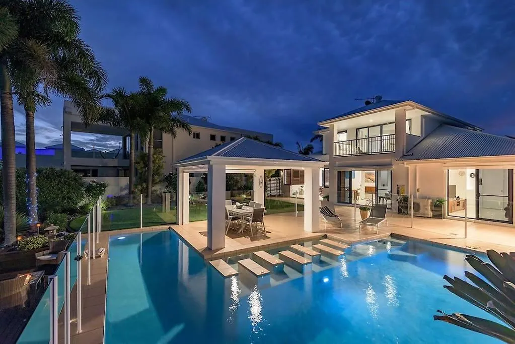Stunning Waterfront Coastal Retreat, Sleeps 13 Villa Twin Waters Australia