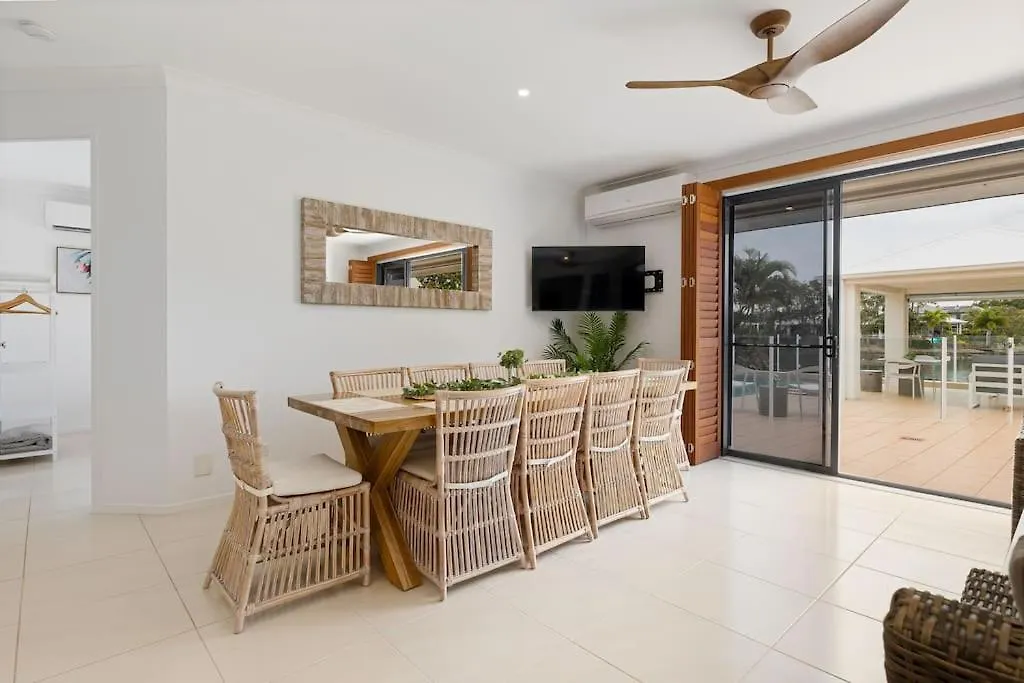 Stunning Waterfront Coastal Retreat, Sleeps 13 Villa Twin Waters Australia